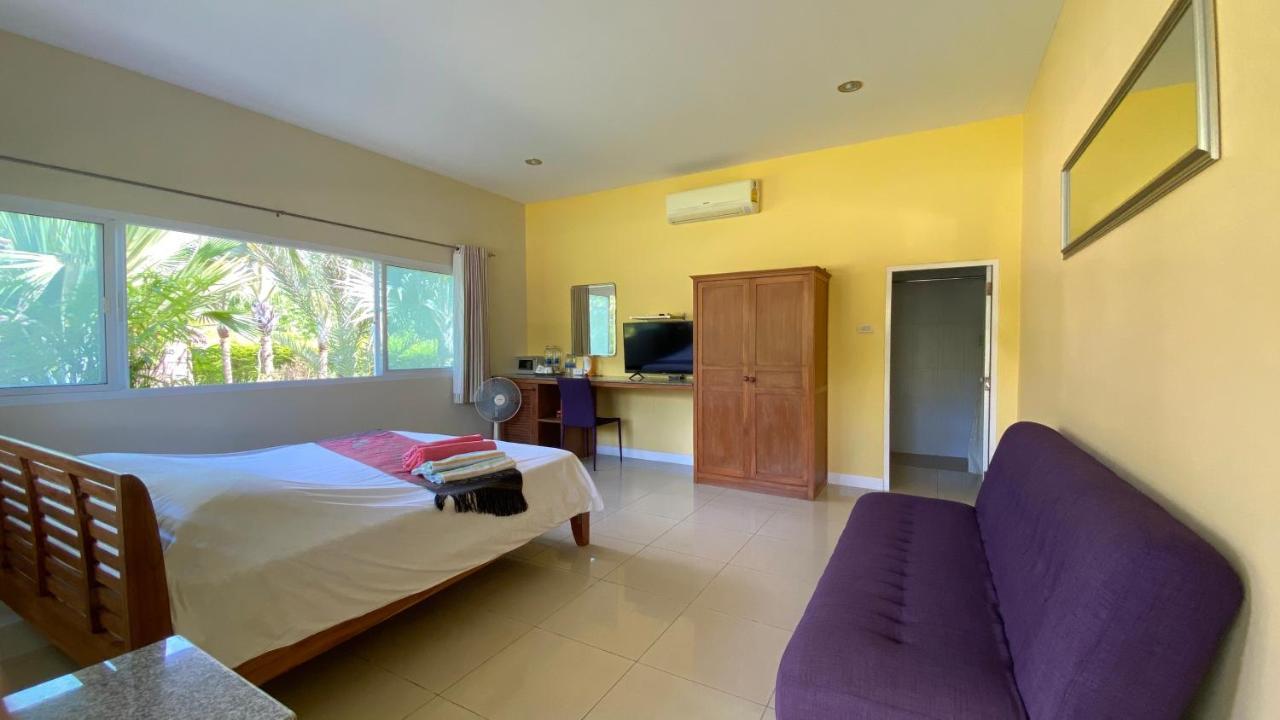 Palm Gardens Resort, Bang Saphan Bagian luar foto